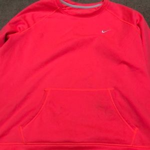 Like new nike thermal sweat shirt